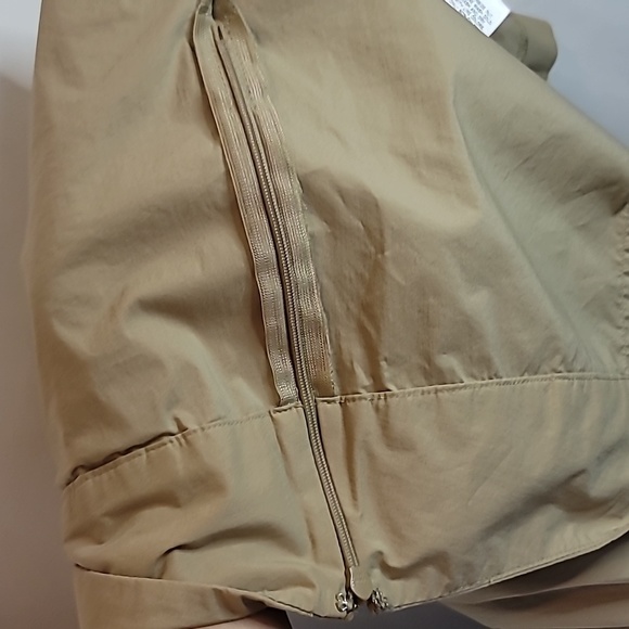 Nwot BANANA REPUBLIC Pleat front Mini Skirt Khaki Lightweight Pockets - Picture 7 of 7